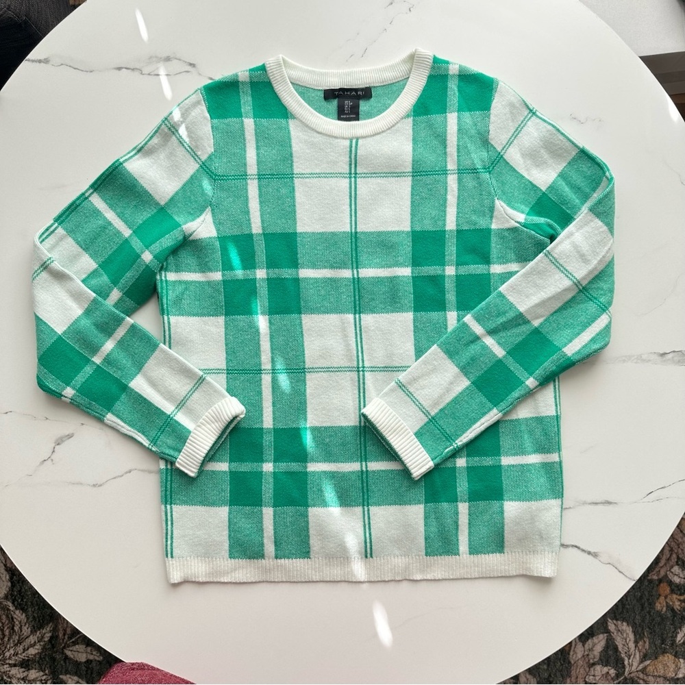 Tahari Green White Plaid Crewneck Sweater Size Small